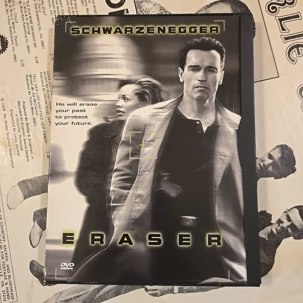 VTG Eraser Arnold Schwarzenegger Movie DVD Widescreen Snap Case Action 1996 Film